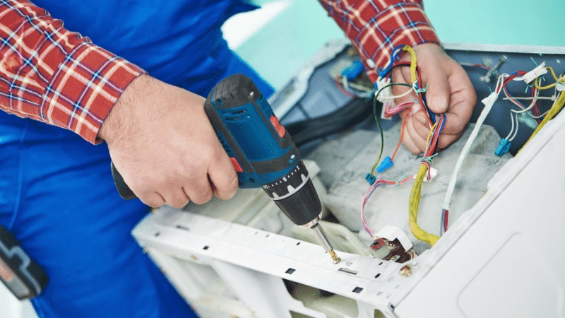 Yunusemre Esty Esty çamaşır makinesi kart tamiri – Su almama arızası orijinal parça ile giderildi. - Teknik servis örneği